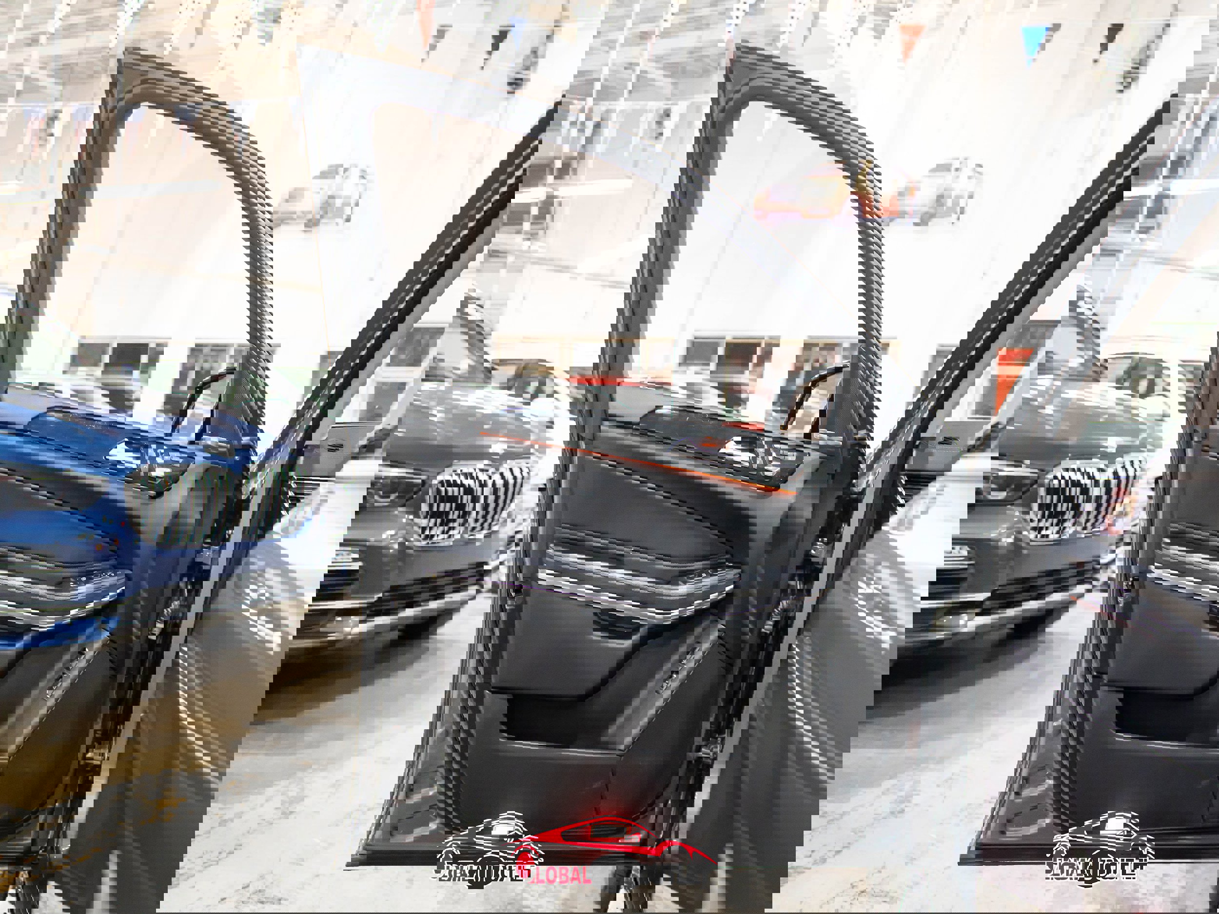 Used 2018 Mercedes-Benz GLS 550 4MATIC w/ Driver Assistance Package image 45