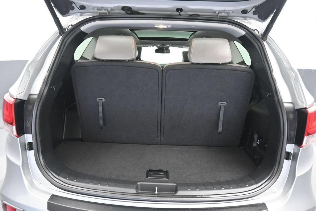 Used 2018 Hyundai Santa Fe AWD w/ SE Ultimate Tech Package 03 image 64