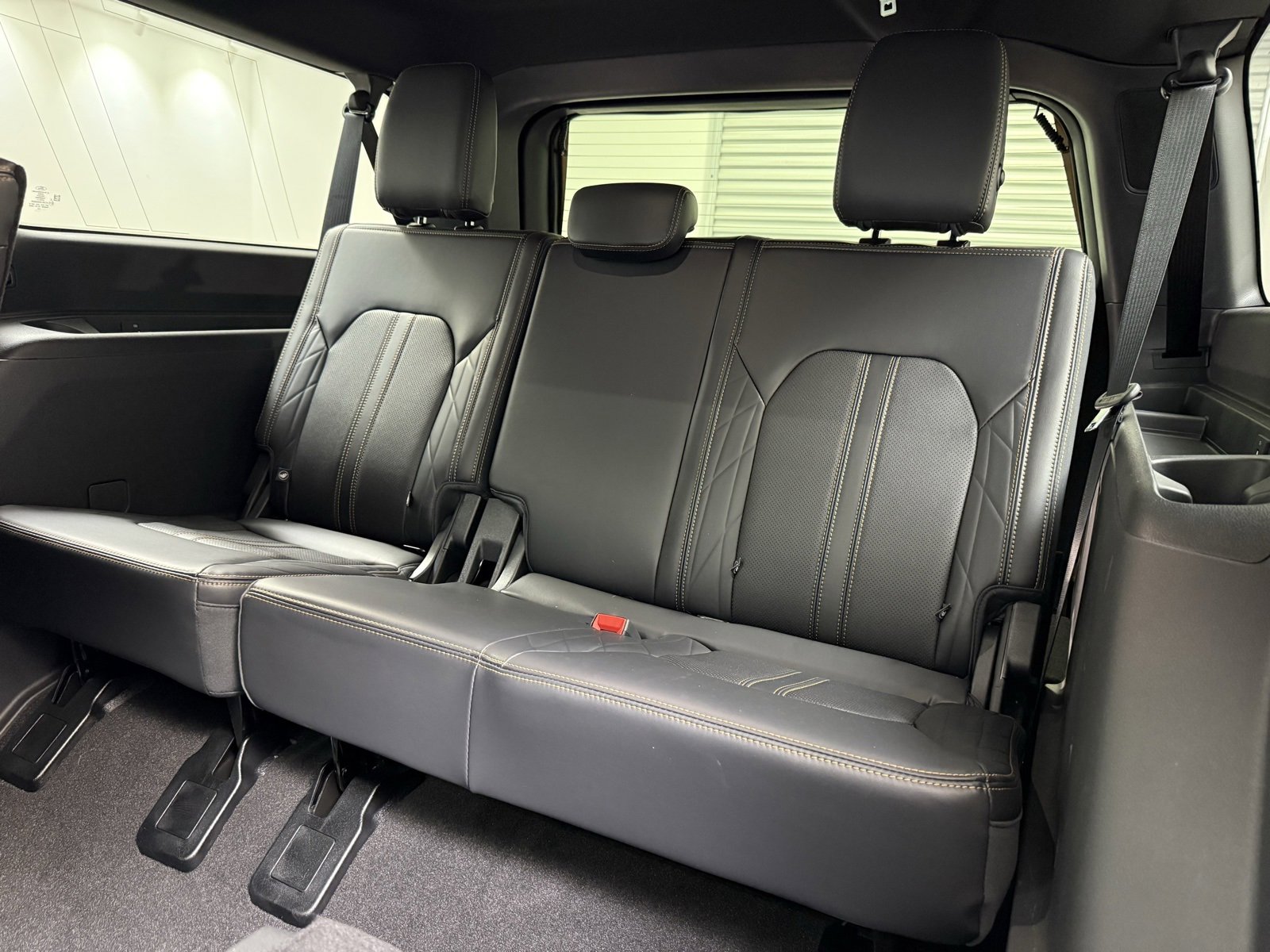 Used 2024 Ford Expedition Max Platinum image 26