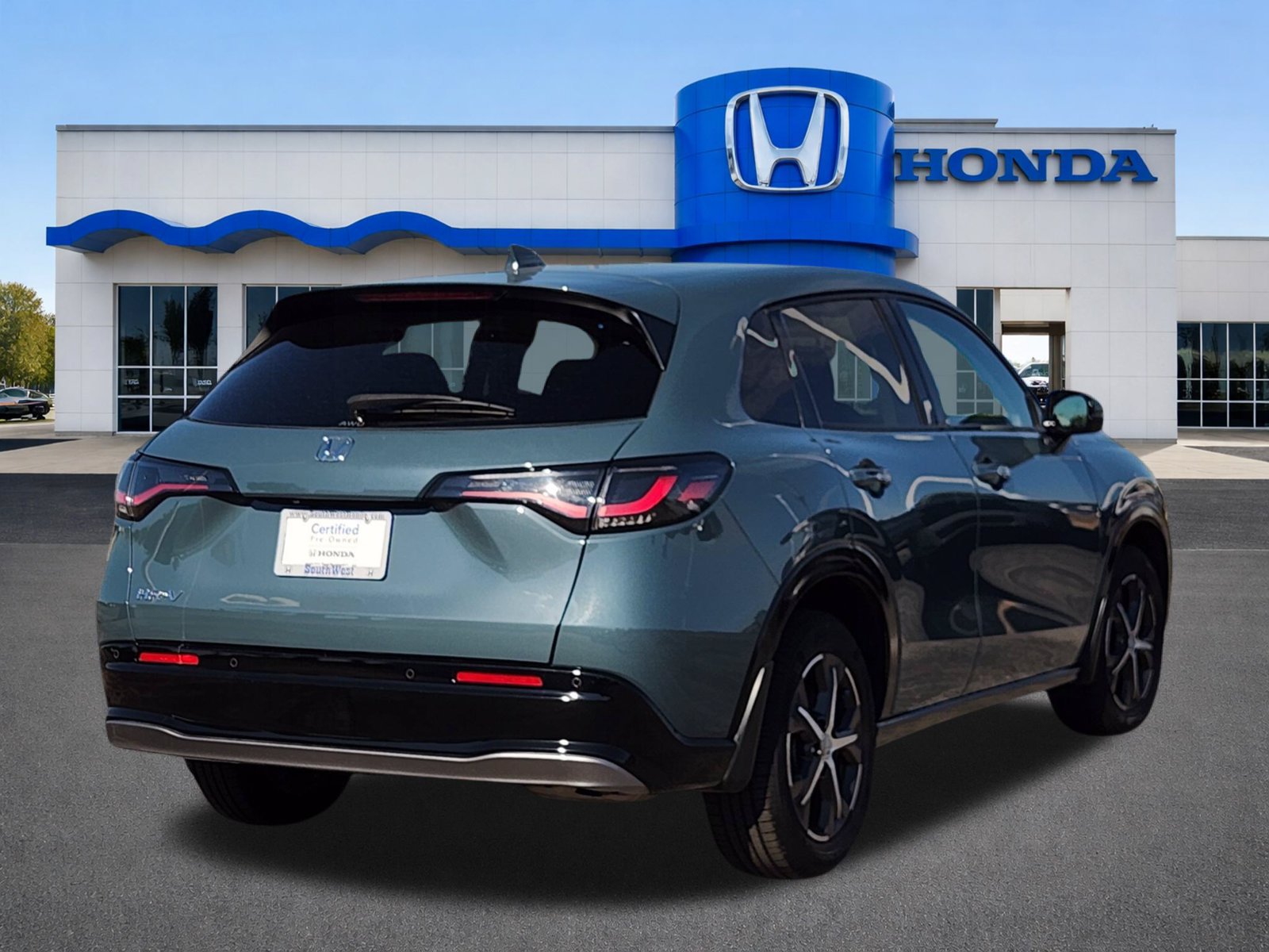 Certified 2024 Honda HR-V EX-L image 5