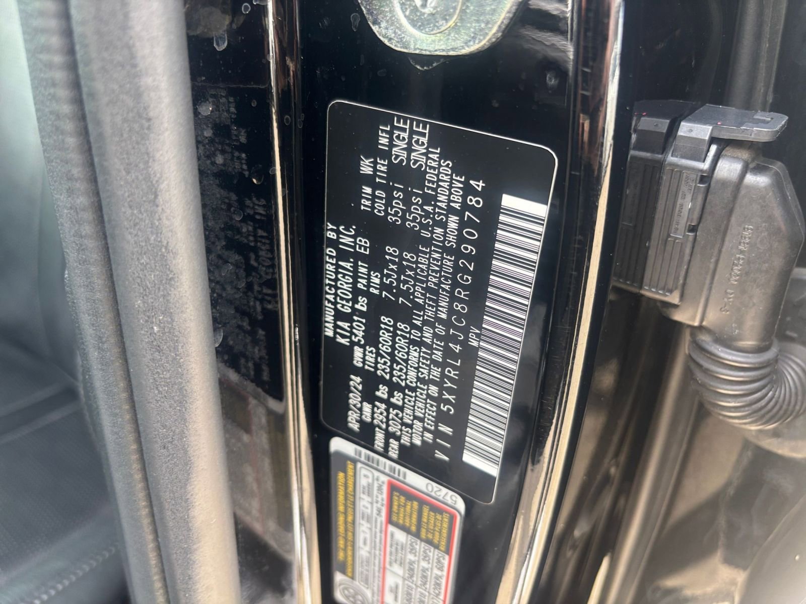 Used 2024 Kia Sorento S FWD image 29