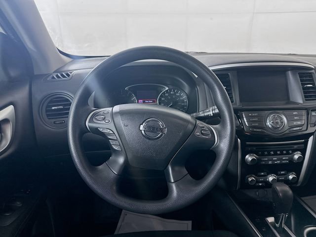 Used 2017 Nissan Pathfinder S image 21