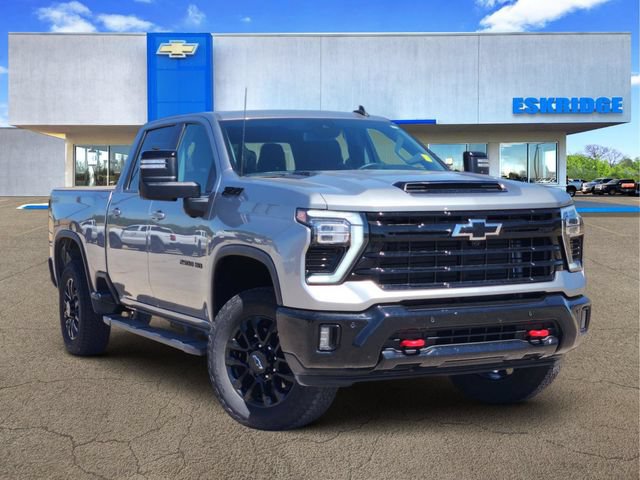 Used 2025 Chevrolet Silverado 2500 LT w/ Trail Boss Package AWD/4WD image 1