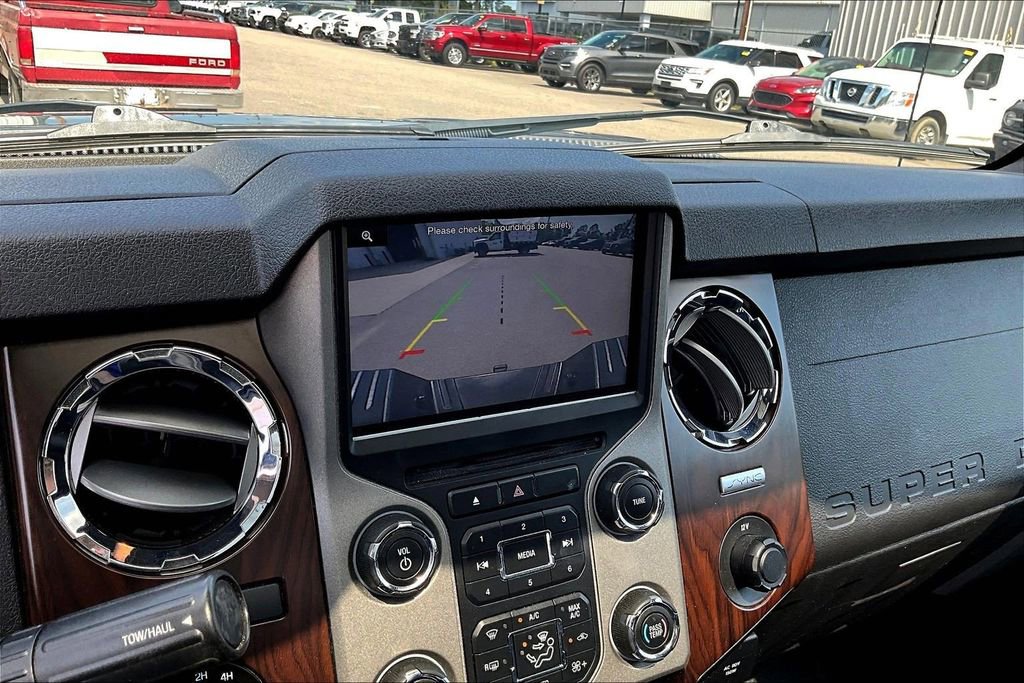 Used 2016 Ford F350 Lariat w/ Lariat Ultimate Package image 17