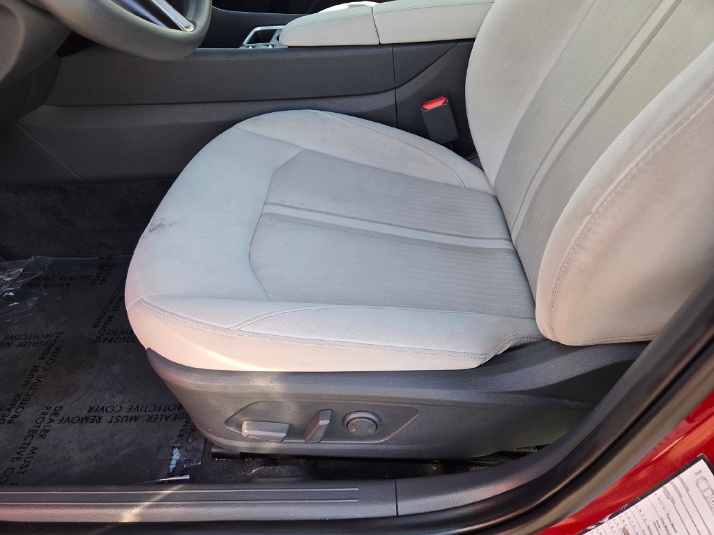 Used 2025 Hyundai Sonata SEL FWD image 14