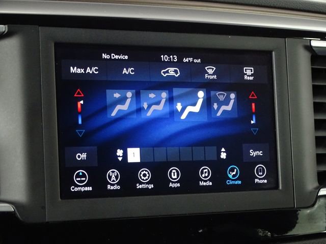 Used 2021 Chrysler Voyager L image 36