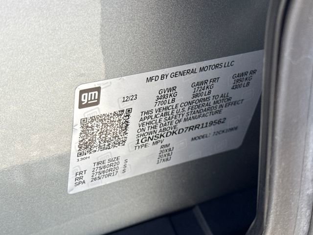 Used 2024 Chevrolet Suburban Z71 w/ Luxury Package image 28