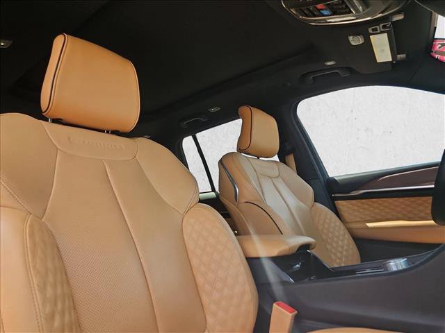 Used 2025 Jeep Grand Cherokee Summit AWD/4WD image 22