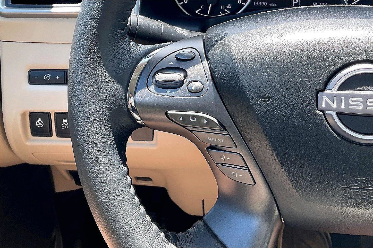 Certified 2024 Nissan Murano SL AWD/4WD image 16