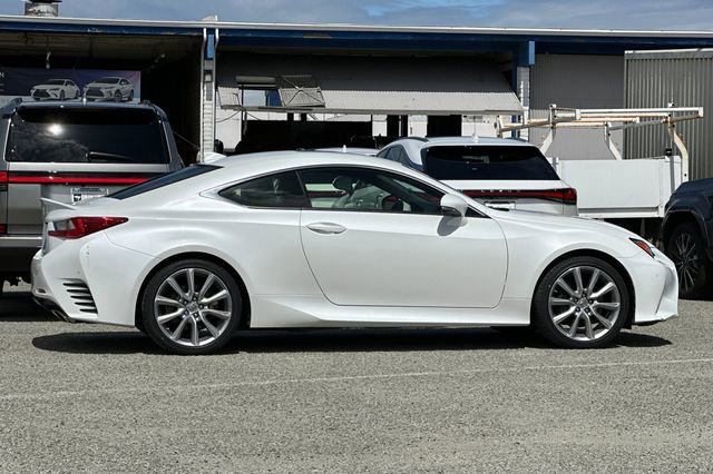 Used 2015 Lexus RC 350 w/ Luxury Package image 3