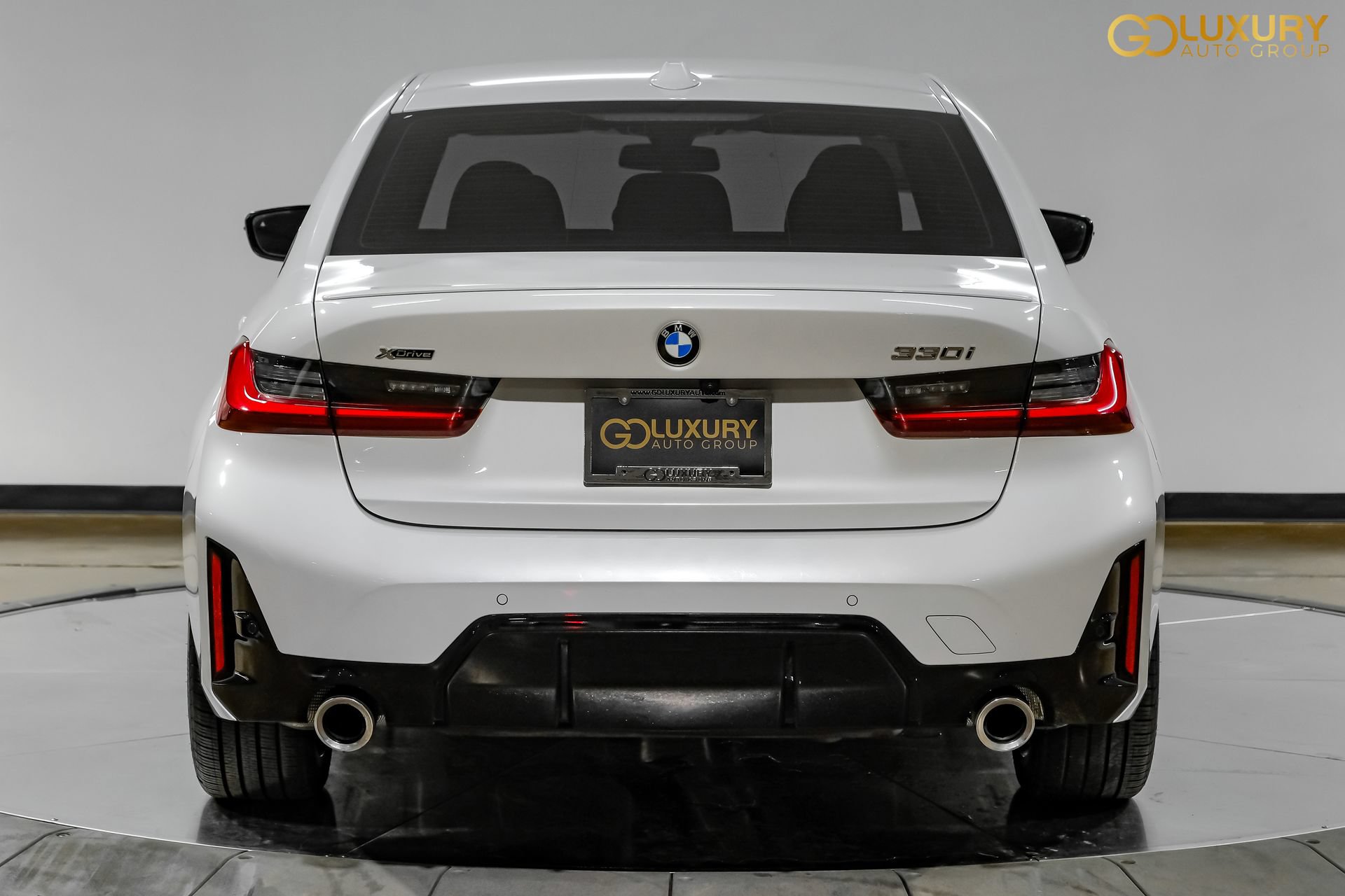Used 2026 BMW 330i xDrive Sedan AWD/4WD image 10