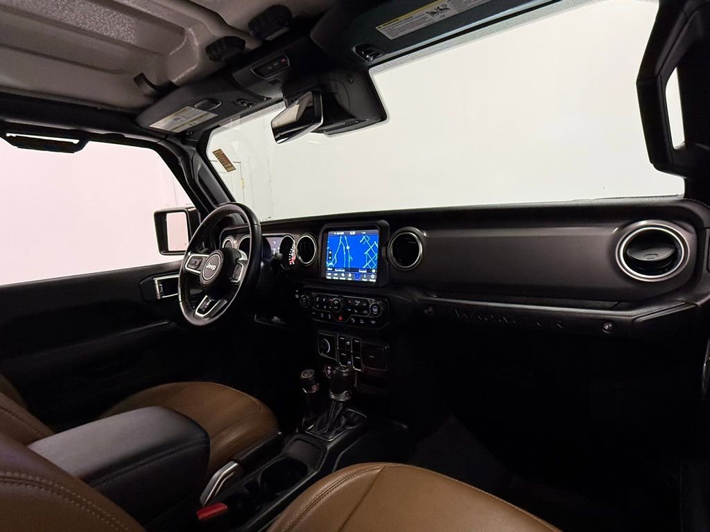 Used 2022 Jeep Wrangler Unlimited Rubicon w/ Dual Top Group image 27