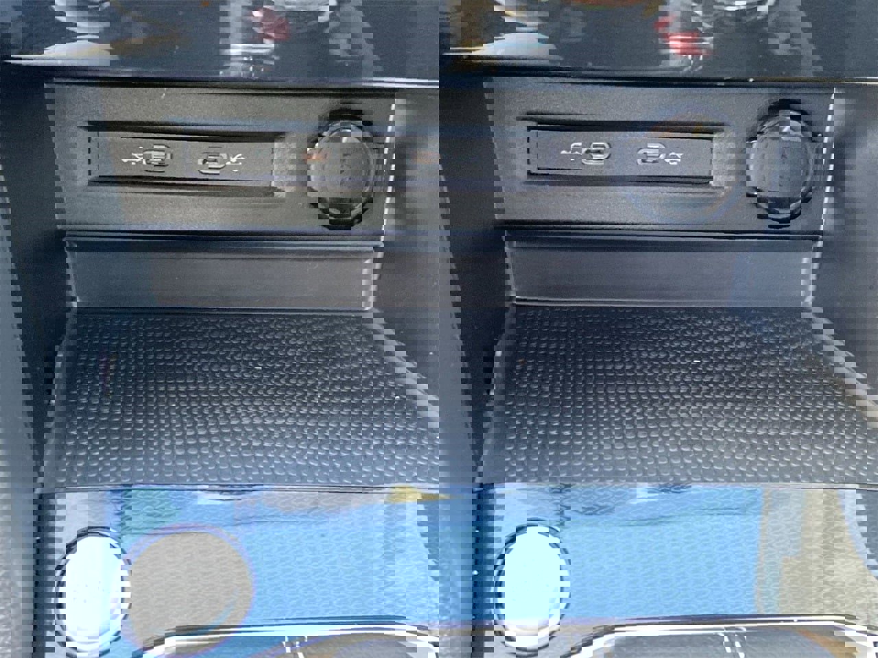 New 2026 Volkswagen Taos S image 25