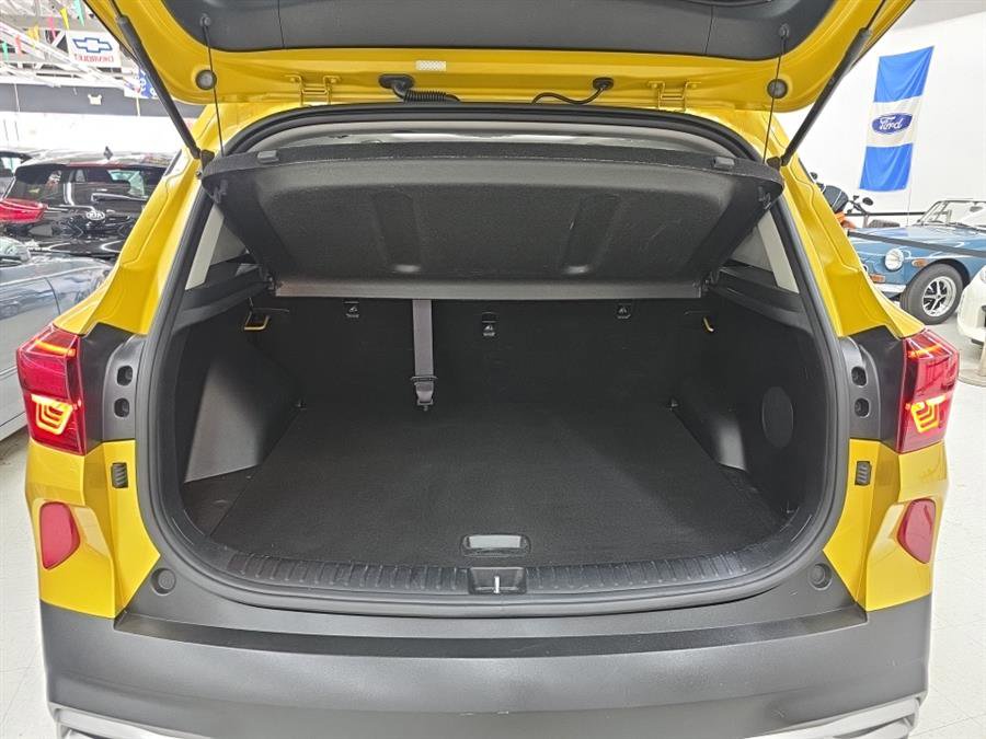 Used 2021 Kia Seltos SX w/ SX Sunroof Package AWD/4WD image 37