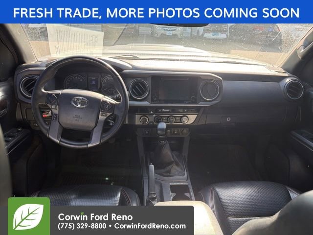 Used 2017 Toyota Tacoma TRD Pro AWD/4WD image 13