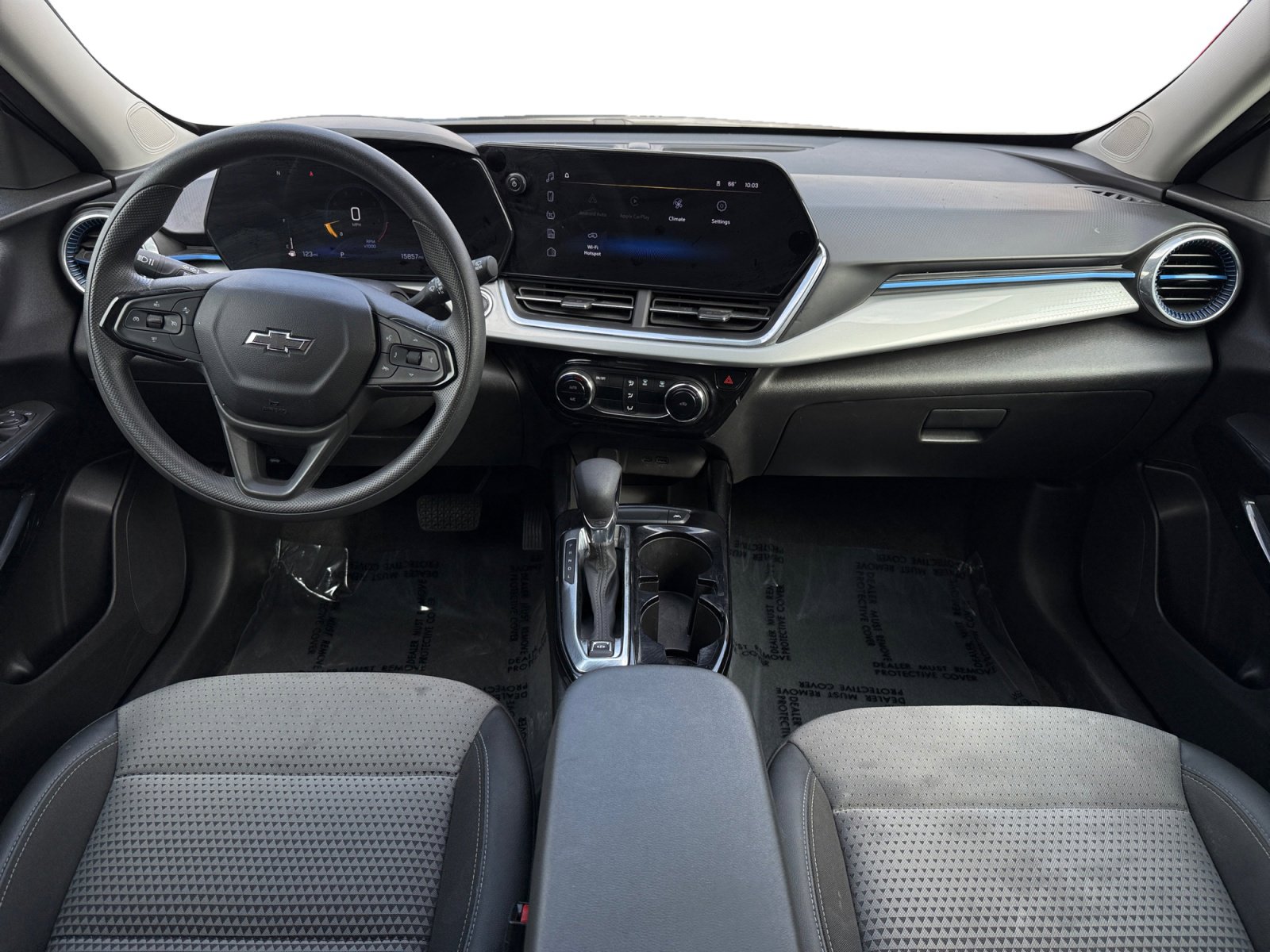 Used 2025 Chevrolet Trax LT image 10