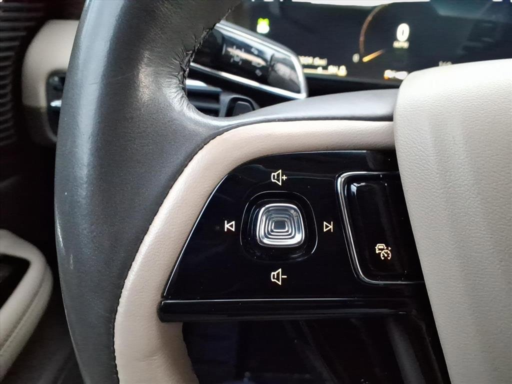 Used 2022 Lincoln Corsair Grand Touring image 21