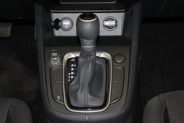 Used 2023 Hyundai Kona SEL w/ Cargo Package FWD image 49