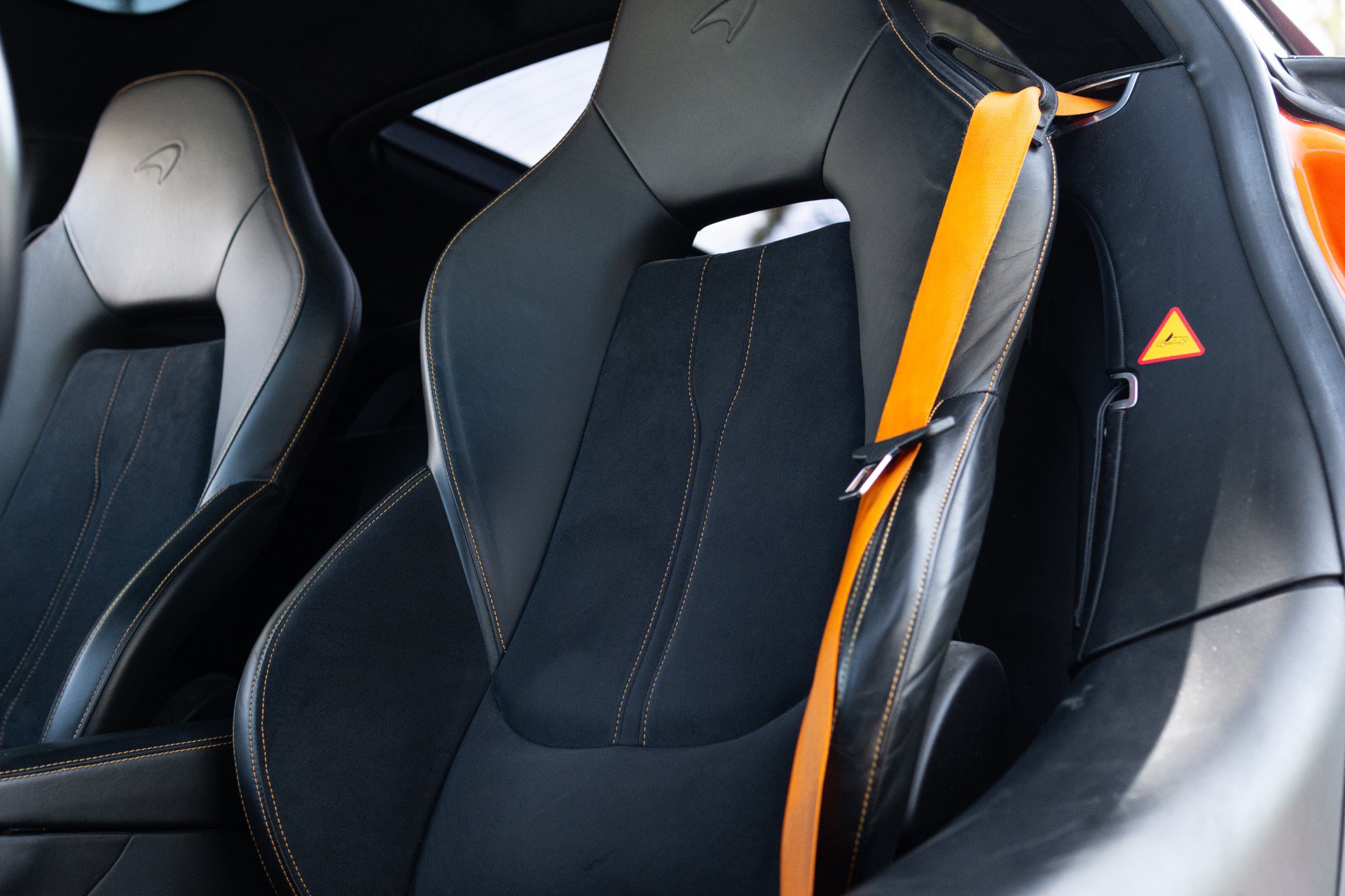 Used 2018 McLaren 570S RWD image 33