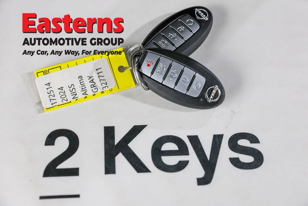 Used 2024 Nissan Altima 2.5 SV w/ SV Premium Package AWD/4WD image 22