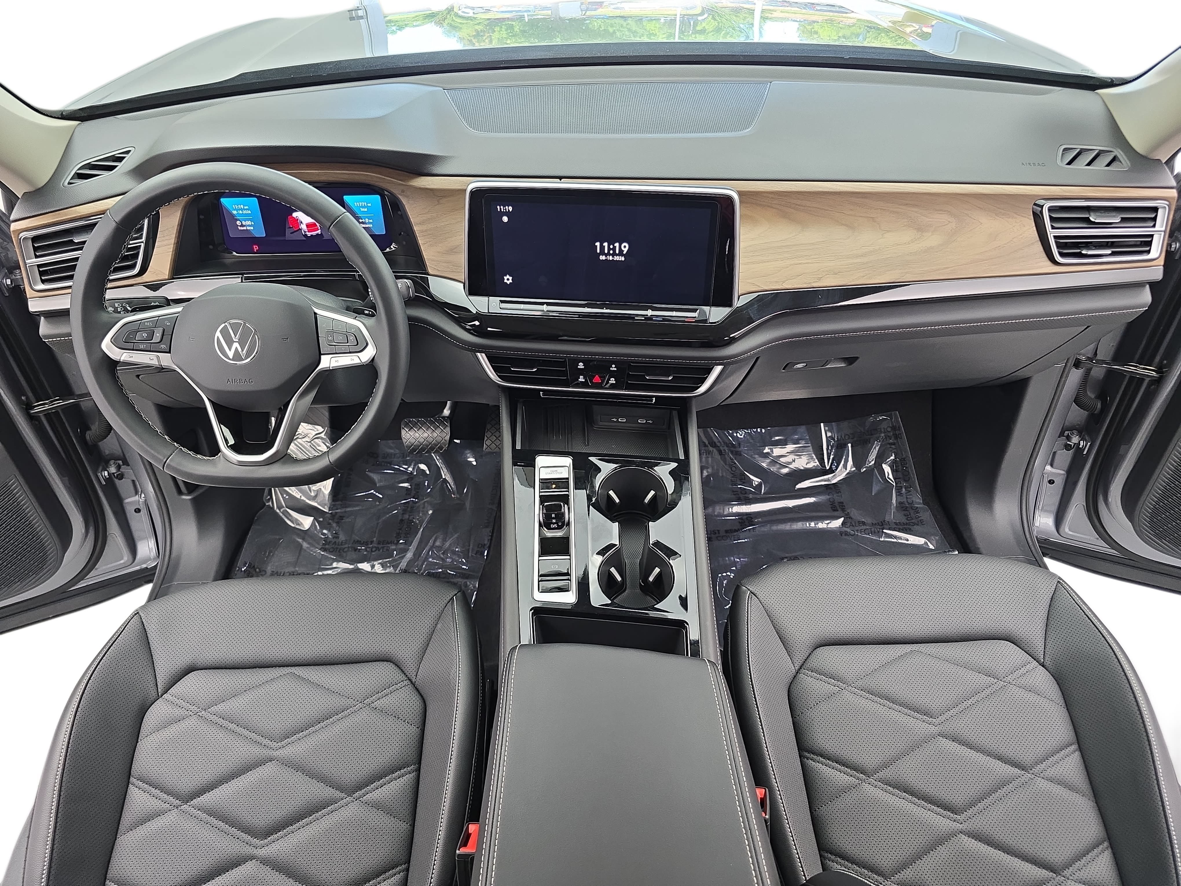 Certified 2025 Volkswagen Atlas SE AWD/4WD image 9