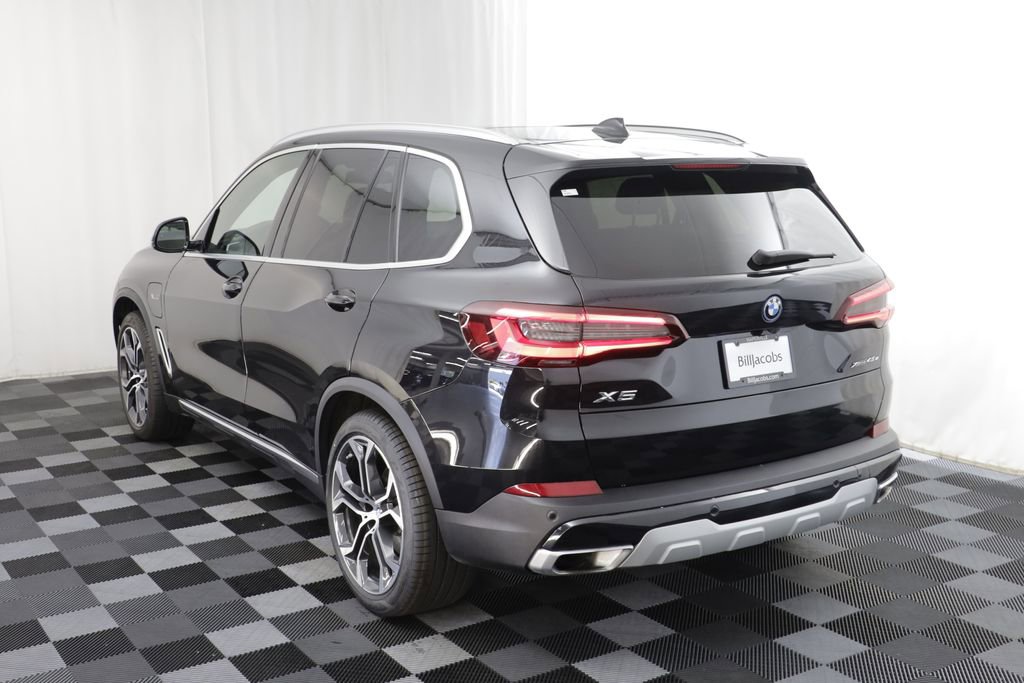 Certified 2023 BMW X5 xDrive45e w/ Executive Package AWD/4WD image 18