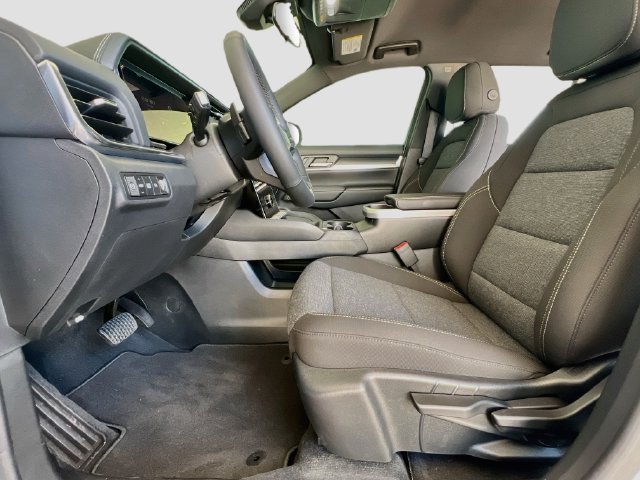 New 2027 GMC Terrain Elevation w/ Black Edition FWD image 15