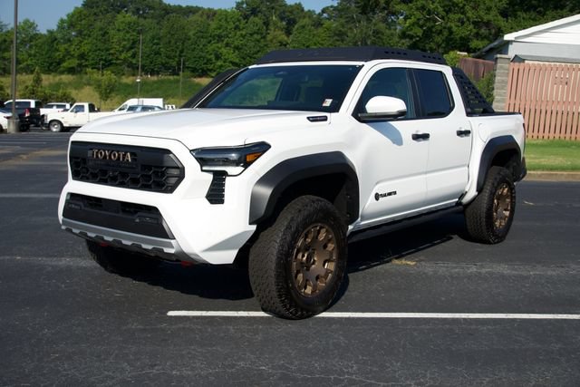 Used 2026 Toyota Tacoma 4x4 Double Cab Hybrid image 3