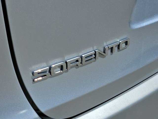 Used 2016 Kia Sorento L FWD image 29