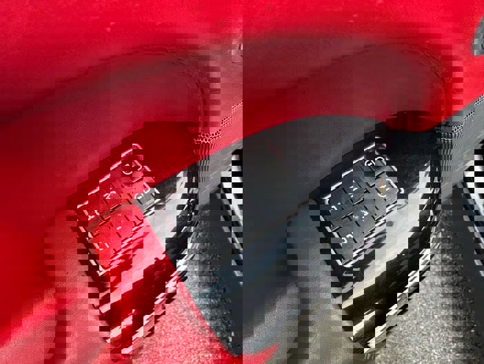 Used 2015 Land Rover Range Rover Autobiography image 22