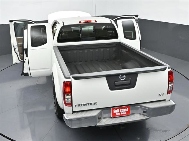 Used 2015 Nissan Frontier SV RWD image 50