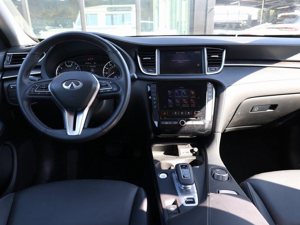 Certified 2025 INFINITI QX50 Pure AWD/4WD image 23