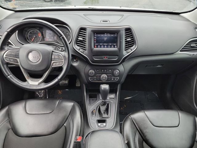 Used 2019 Jeep Cherokee Latitude Plus w/ Comfort/Convenience Group image 13