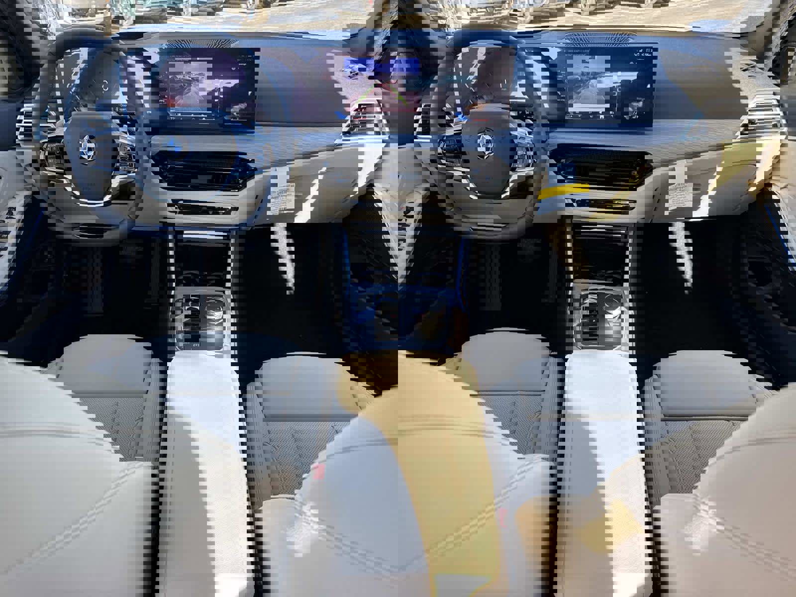 New 2026 BMW 330i Sedan w/ Premium Package image 14