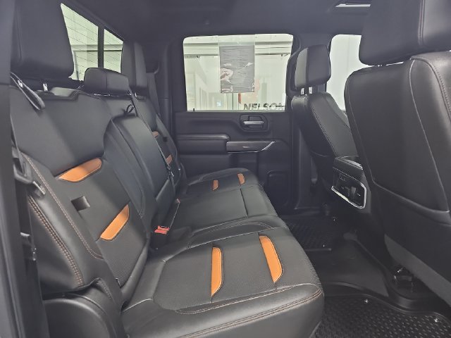 Used 2021 GMC Sierra 2500 AT4 w/ AT4 Premium Plus Package AWD/4WD image 31