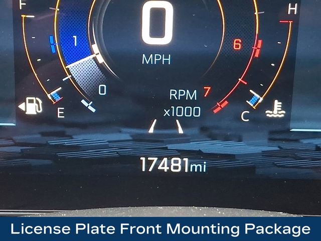Used 2025 Chevrolet Suburban Premier AWD/4WD image 4