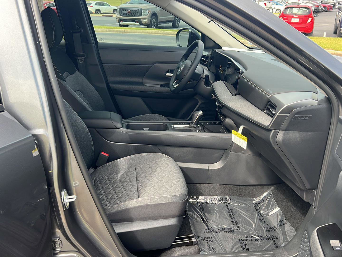 New 2026 Nissan Kicks SV image 13