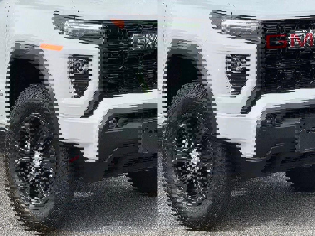 Used 2024 GMC Canyon Elevation w/ Convenience Package image 14