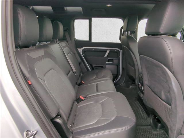 Used 2023 Land Rover Defender 110 X-Dynamic SE AWD/4WD image 16