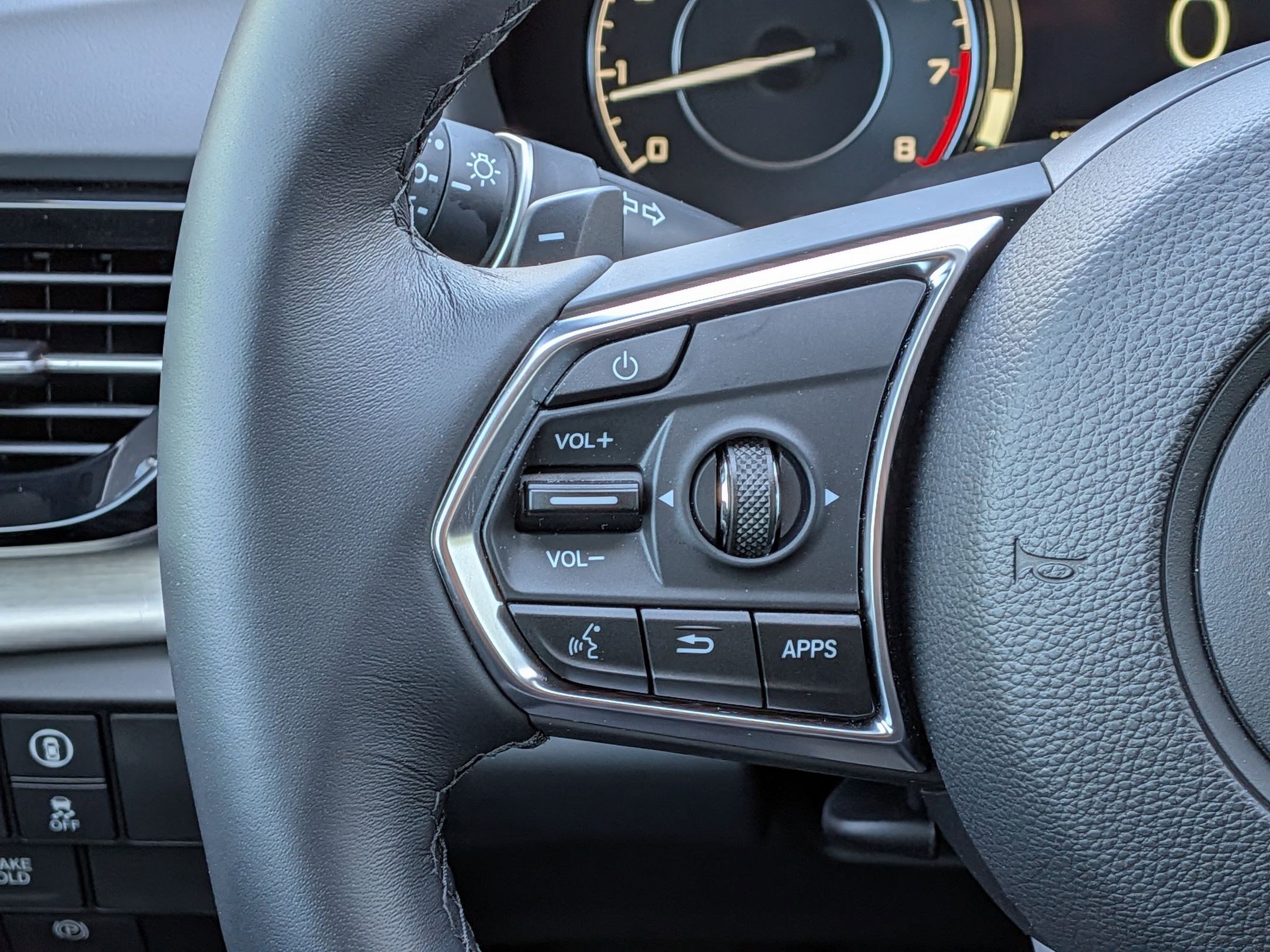 Used 2025 Acura RDX SH-AWD w/ Technology Package image 19