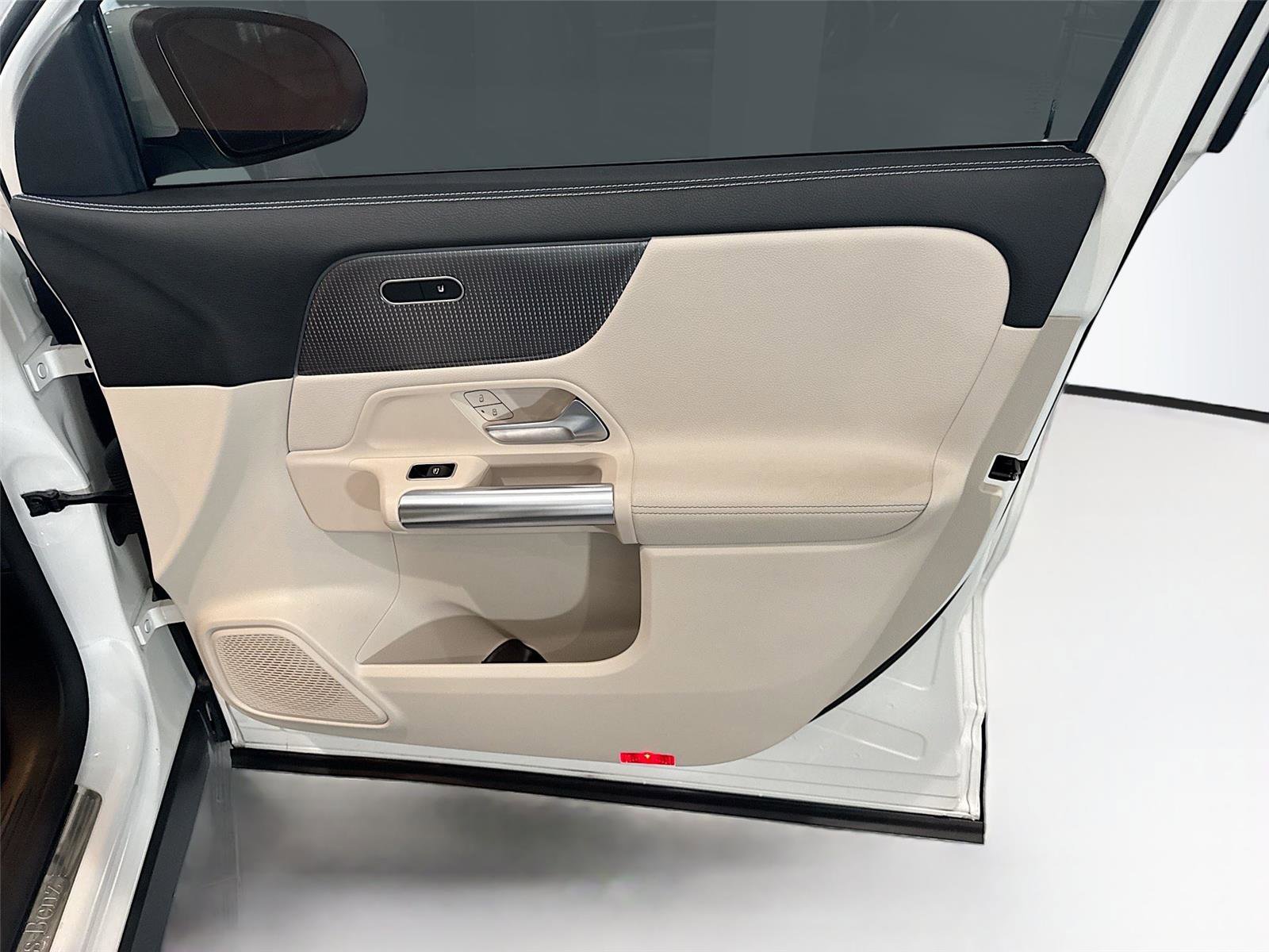 Used 2022 Mercedes-Benz GLA 250 image 16