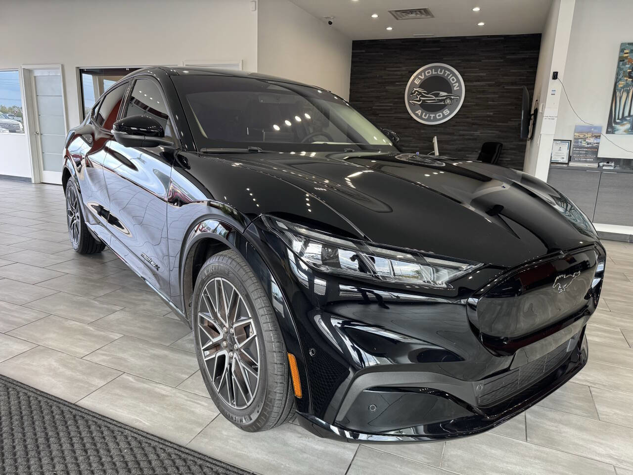 Used 2024 Ford Mustang Mach-E Premium image 2