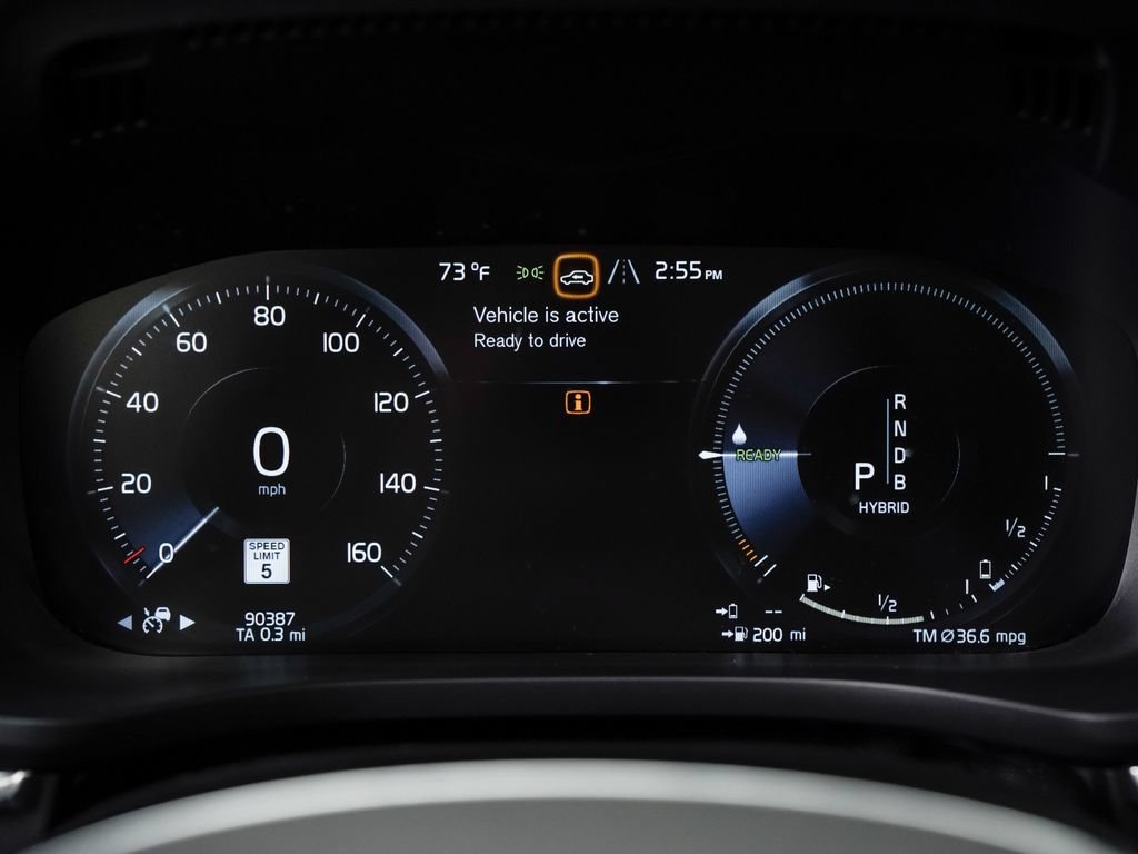 Used 2019 Volvo XC60 T8 R-Design w/ Advanced Package AWD/4WD image 16