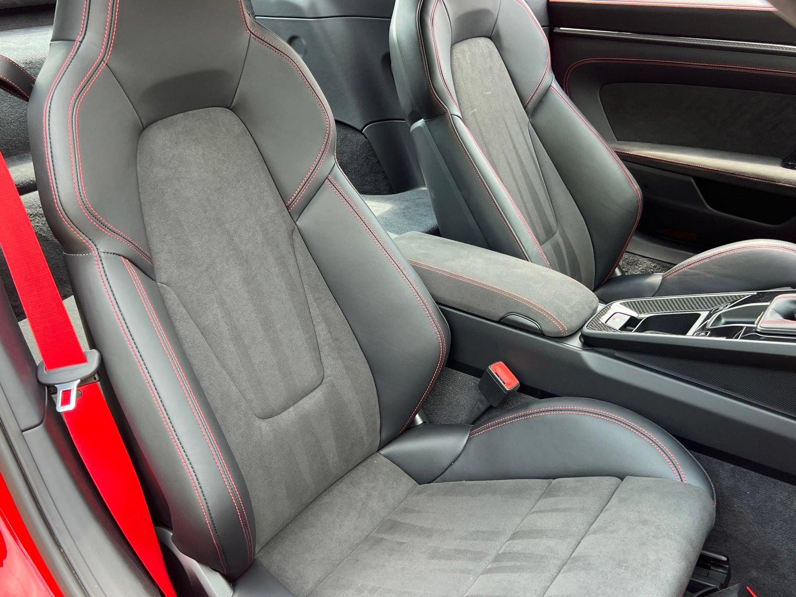 Certified 2022 Porsche 911 GT3 RWD image 22