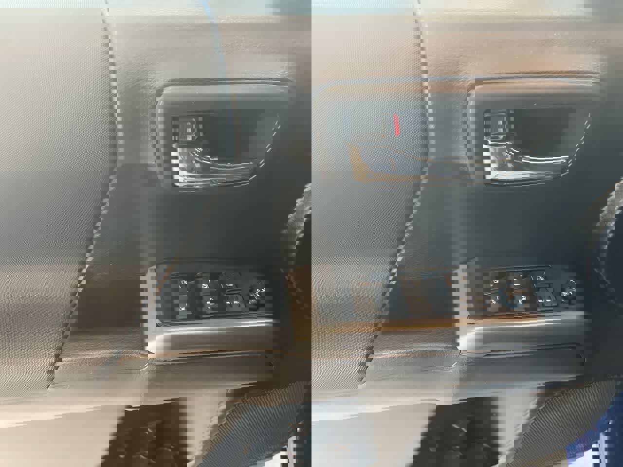 Used 2023 Toyota Tacoma TRD Off-Road image 13