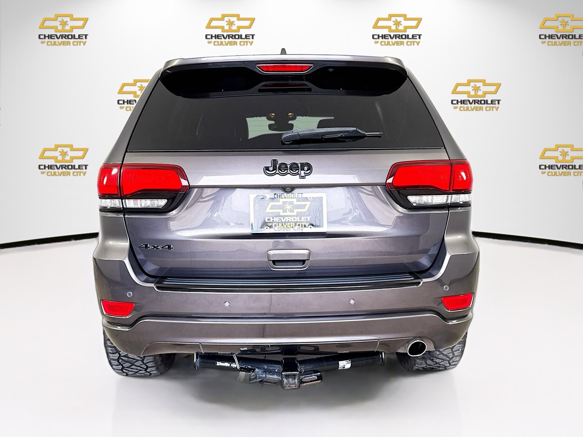 Used 2018 Jeep Grand Cherokee Altitude AWD/4WD image 6