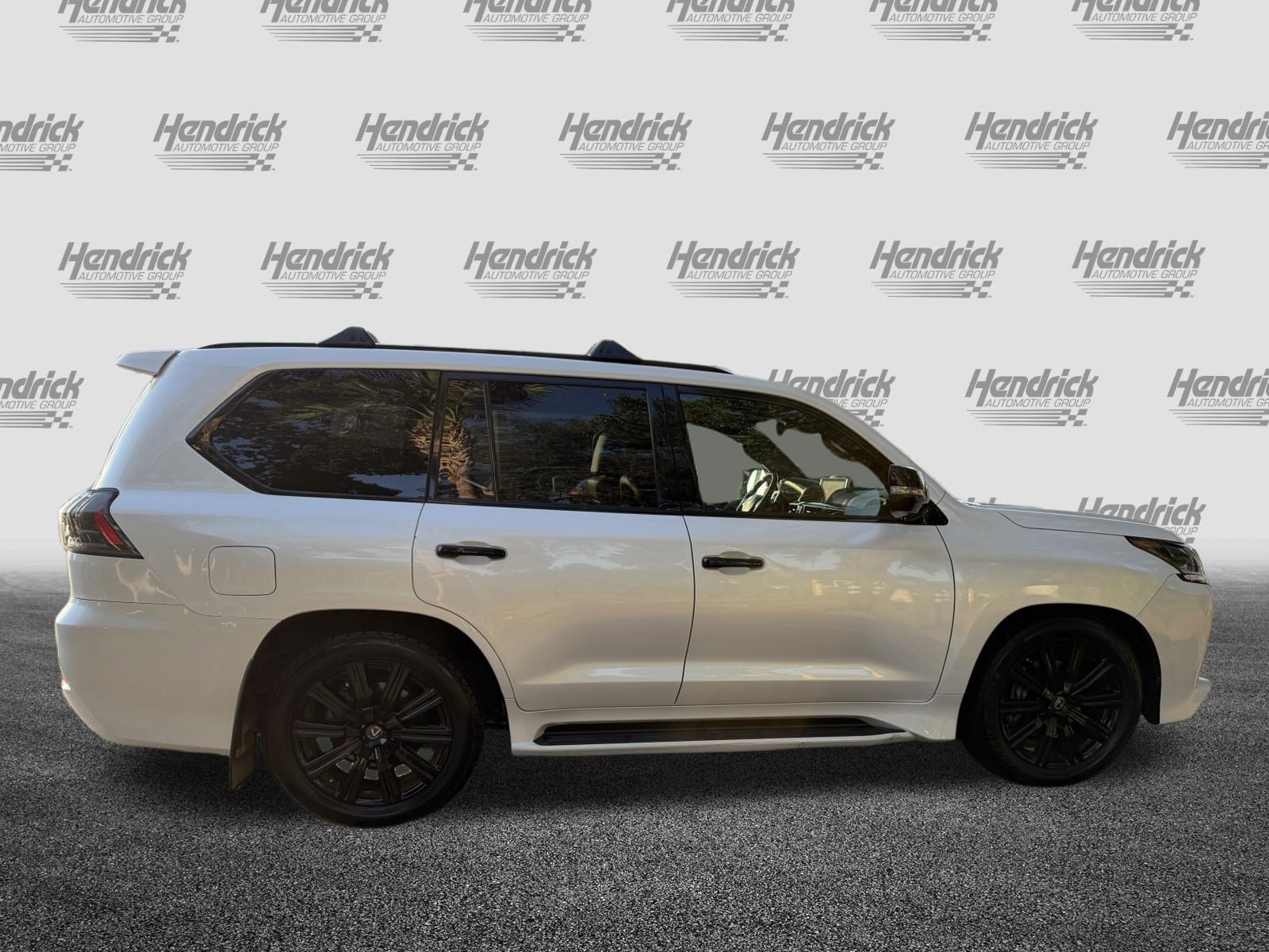 Used 2021 Lexus LX 570 4WD w/ Inspiration Series #2 image 10