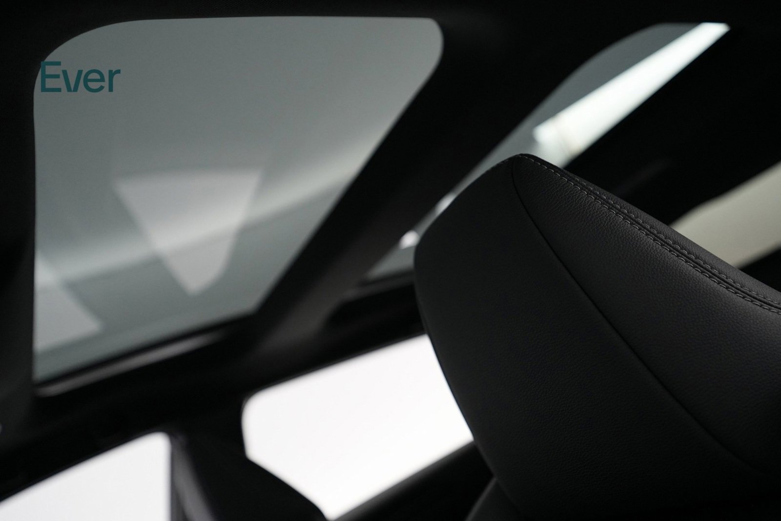 Used 2024 Toyota bZ4X XLE w/ Weather Package image 22