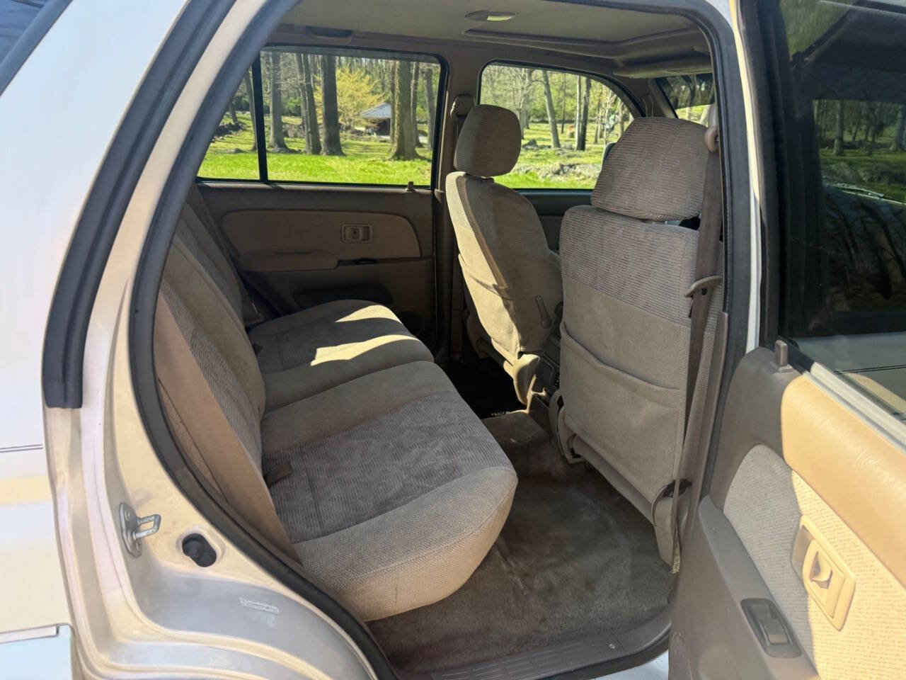 Used 2000 Toyota 4Runner SR5 AWD/4WD image 32