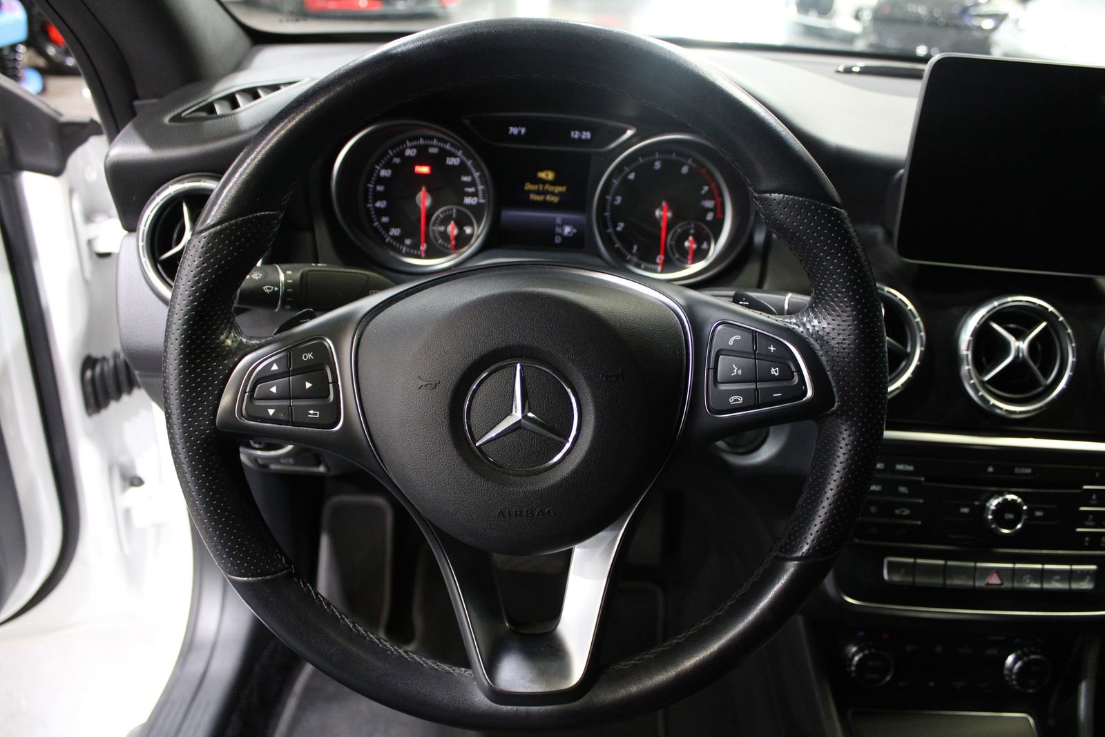 Used 2019 Mercedes-Benz CLA 250 image 25